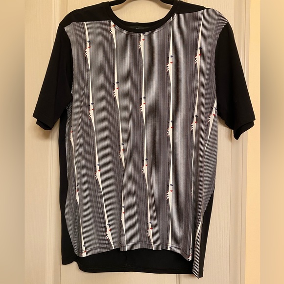 NY 77 top. Black with cute design. Loose fitting but size S. Never worn. - Picture 1 of 5